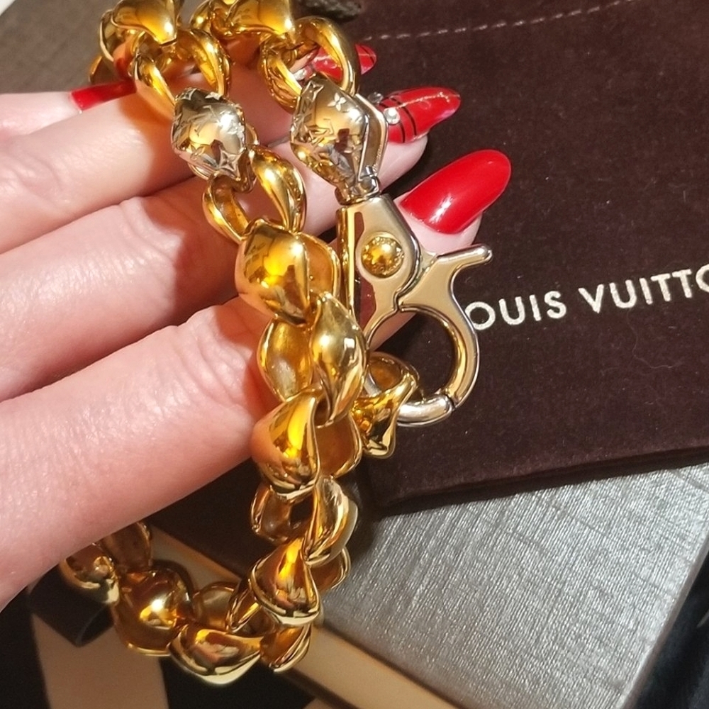 RARE LOUIS  VUITTON Authentic 2013 MALLETAGE Chain Necklace